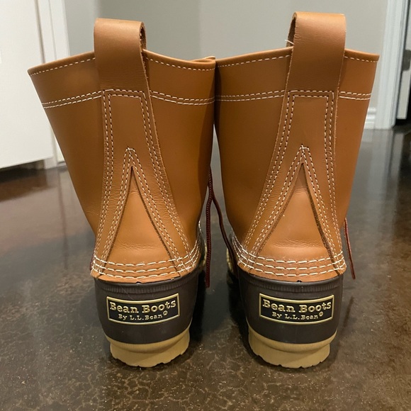 L.L. Bean Size 4 (Fits like Size 6) Duck Boots - Picture 3 of 8